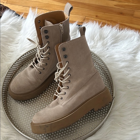 Simons Beige Lace-Up Combat Boots - Picture 4 of 6